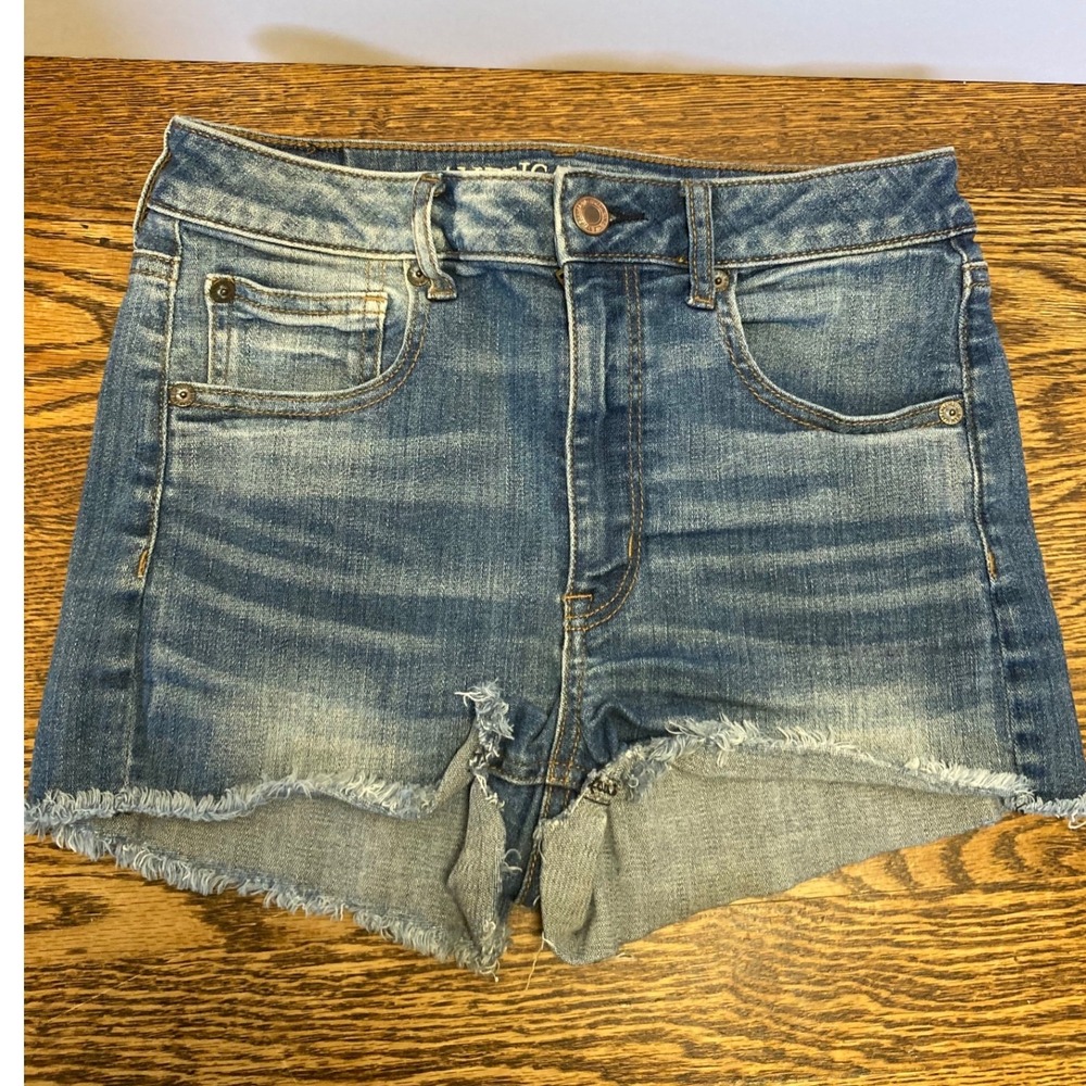 American Eagle Super Hi-Rise Shortie Denim Shorts Medium Wash Blue Womens Size 6